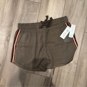 Tinsel Collette side stripe short.  Medium. Brand new with tags. Stitch fix